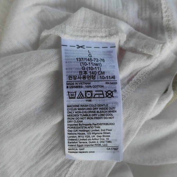 GAP  tee shirt - Picture 6 of 7